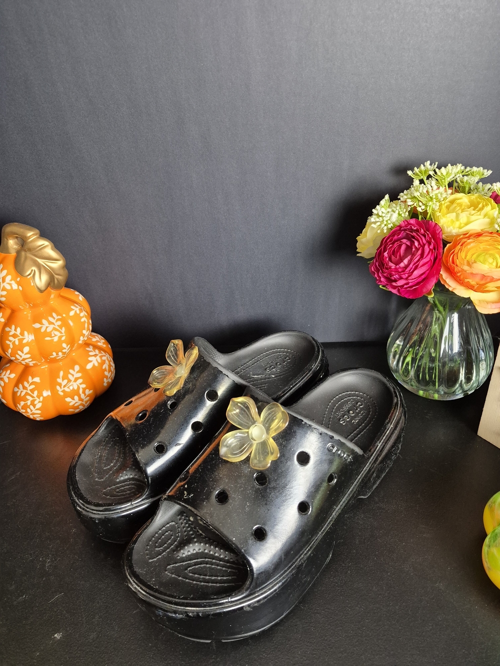 Black Crocs Womens Platform Slide Clogs with Yellow Flower Accent.Size 10